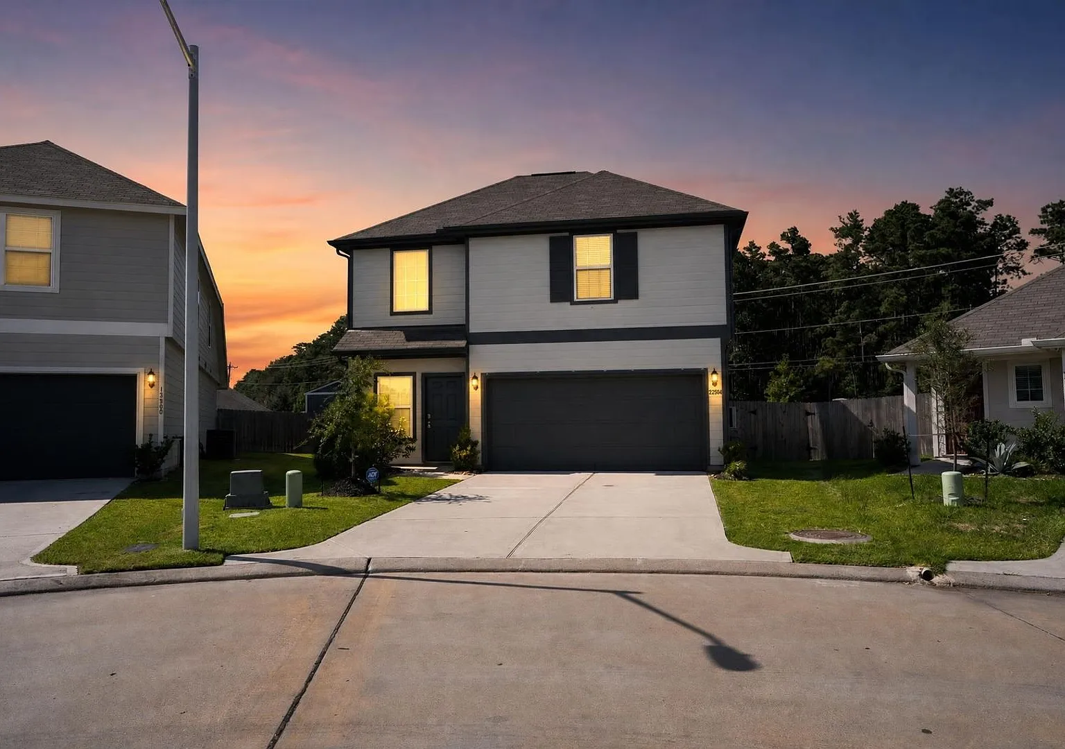 Charming 3BR House in Splendora — Photo 1