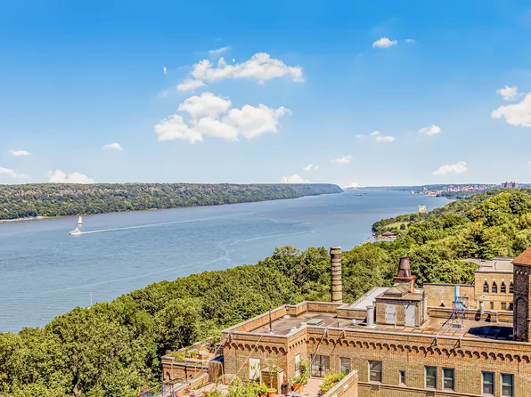 900 West 190th Street image 1 of 25