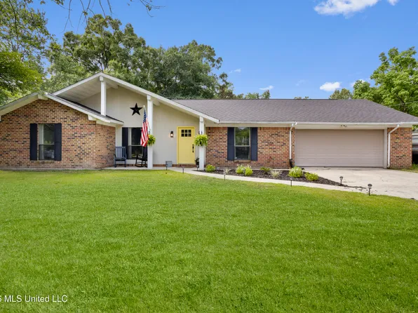 17079 Gina Ln, Gulfport, MS 39503
