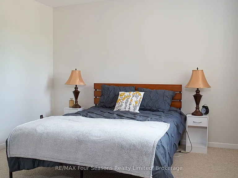4 Trafalgar Rd #4 — Photo 20