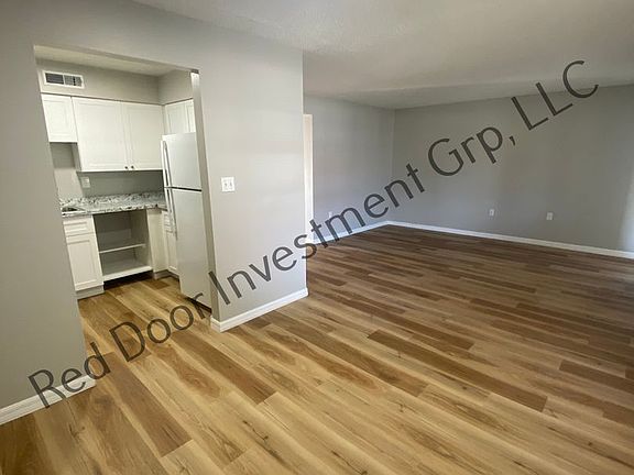 3rd image of 955 Knox McRae Dr APT 13