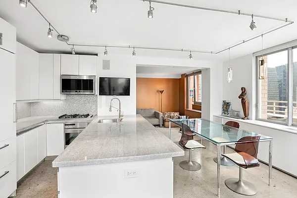Rented by Douglas Elliman | media 3