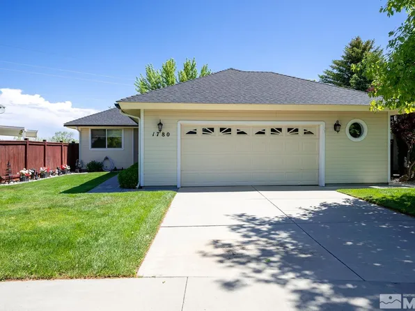 1780 Mahogany Cir, Minden, NV 89423