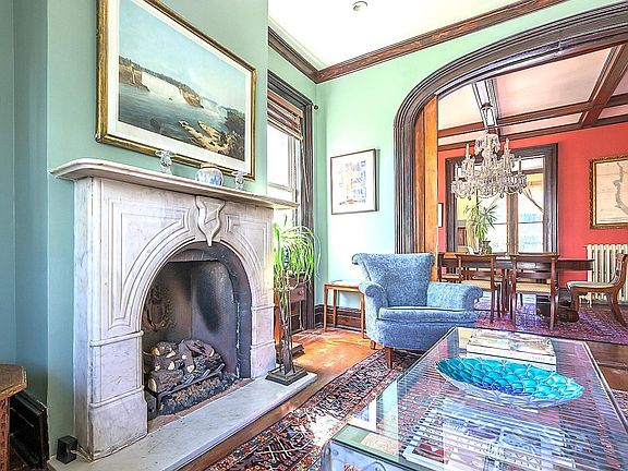3rd image of 525-527 Union Street