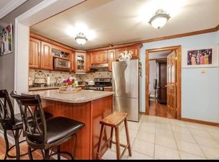 375 Huntington Ave FLOOR 2, Bronx, NY 10465