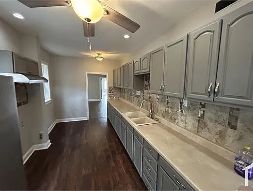 3 bed, 1200 sqft, $1,575 — Photo 2