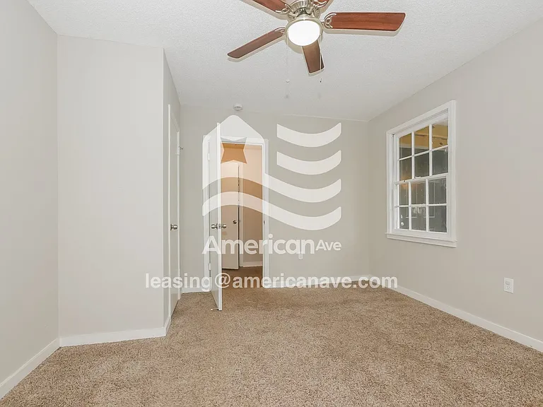27477_014_wm_-_bedroom_13337953.jpg