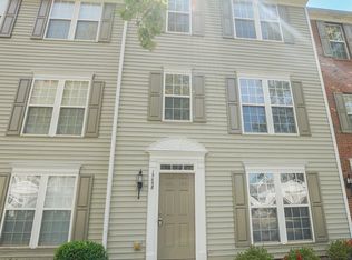 15658 King Louis Ct, Charlotte, NC 28277