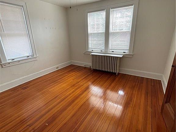 4th image of 126 W Randall Ave