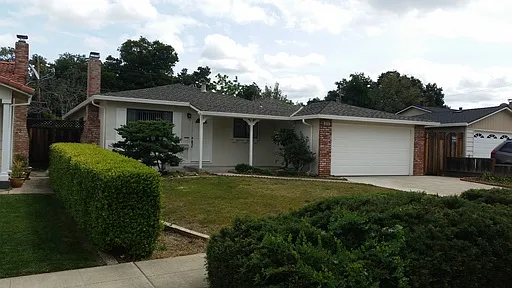 1026 Cranberry Dr photo 1