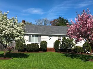 24 Wellfleet Dr, Brockton, MA 02301