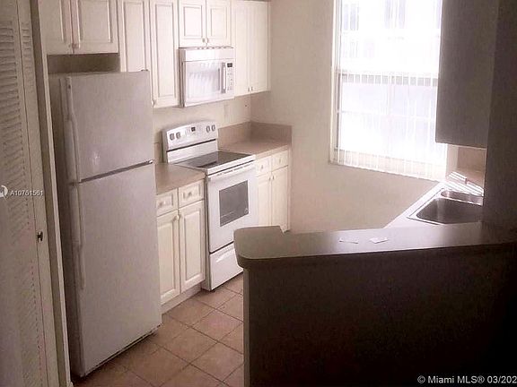 5th image of 520 SE 5th Ave APT 2104