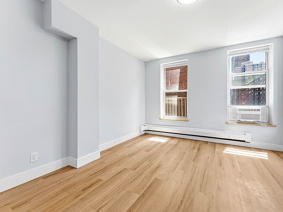 2nd image of 401 E 63rd St APT 1