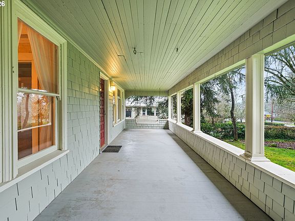 5th image of 15808 SE Arista Dr