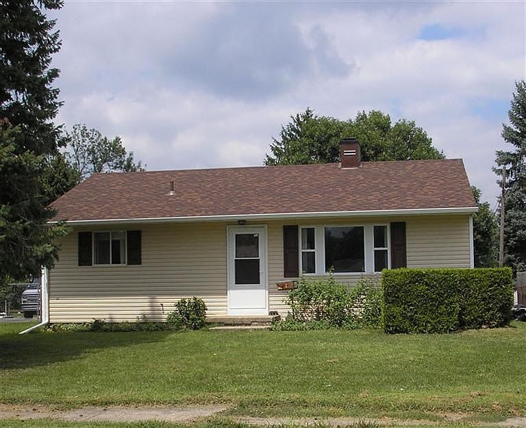 1st image of 1243 N Circle Dr