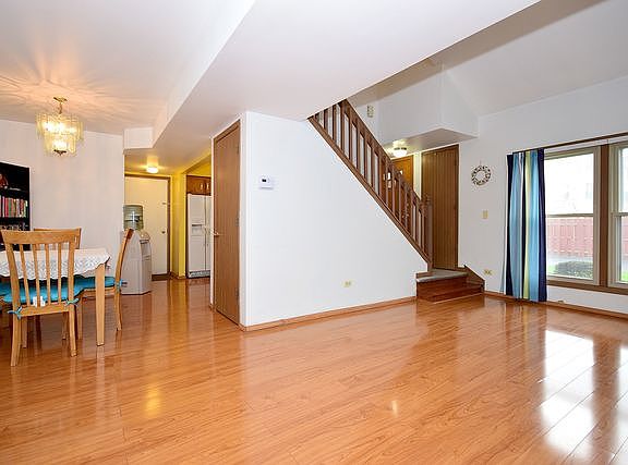 4th image of 237 N Walnut St Unit G