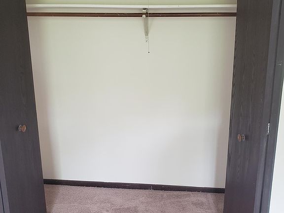 2nd image of 15701 Reynolds Ln APT 2BL