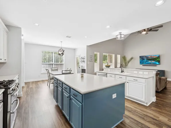 10396 Whispering Pines Dr, Frisco, TX 75033