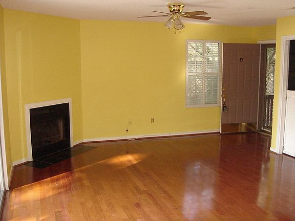 Totally Upgraded condo with Fireplace