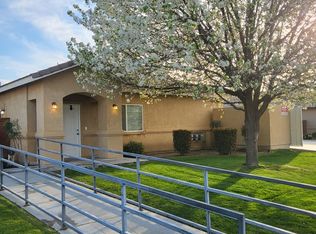 705 Meadow Grove Ct APT A, Bakersfield, CA 93308