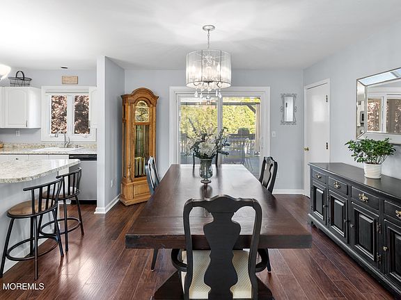 5th image of 97 Perry Street