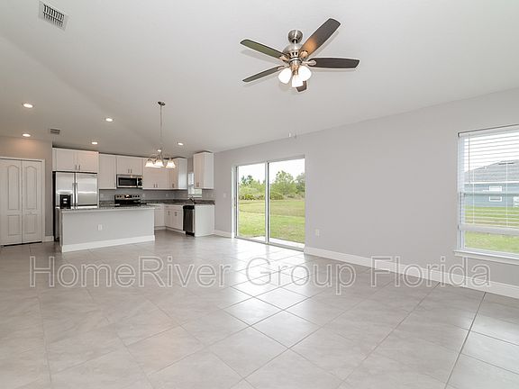 3rd image of 288 Beckenham Dr