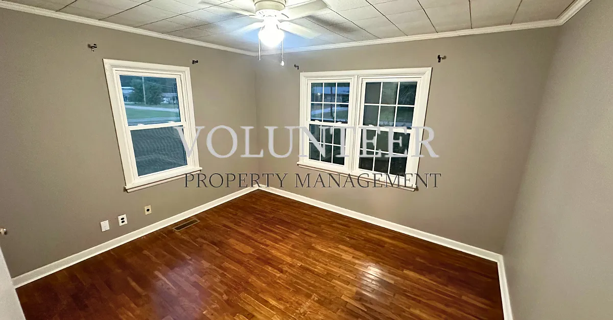 259 Old Malesus Rd — Photo 4