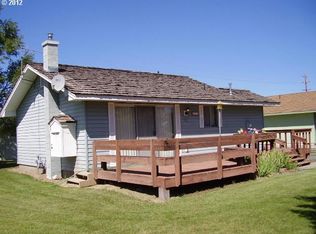 255 6th St, North Powder, OR 97867