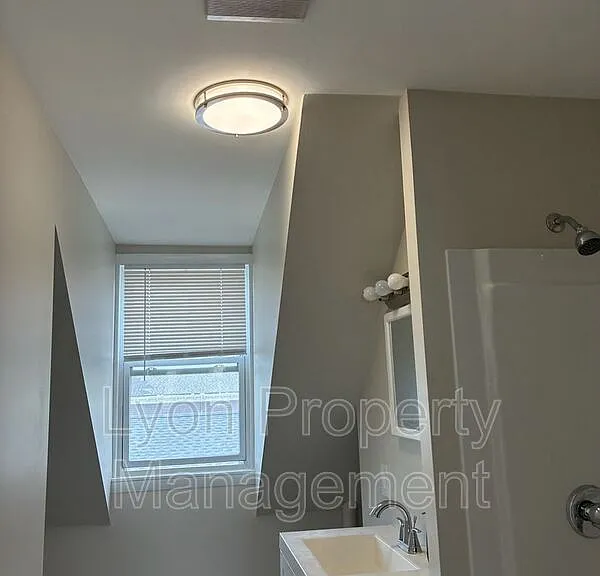 18 Burgess Ave #3 — Photo 5