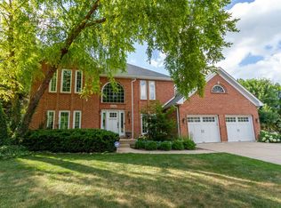 1131 Newton Ct, Batavia, IL 60510