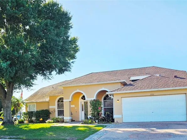 2500 HIKERS COURT, KISSIMMEE, FL 34743