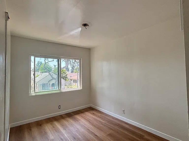 7102 Malabar St #H — Photo 5