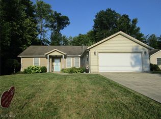 1982 Morning Star Dr, Rock Creek, OH 44084