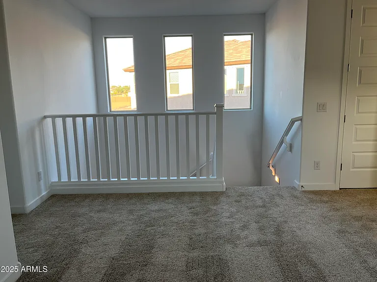 9426 W Sells Dr — Photo 16
