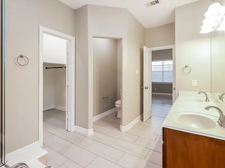 8414 Parapet Pl — Photo 13