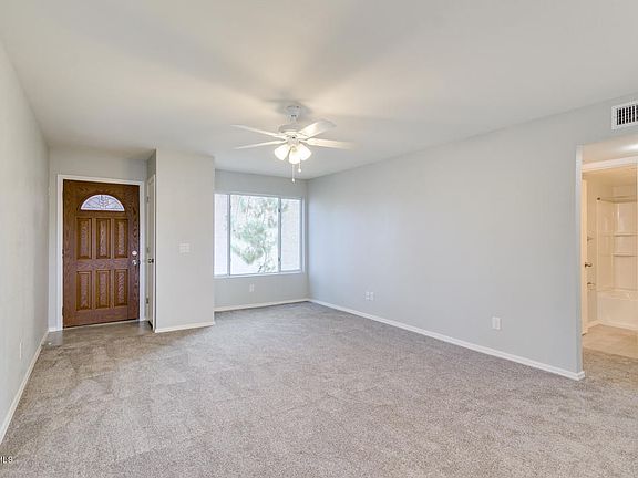 5th image of 1927 E Hampton Ave Unit 225