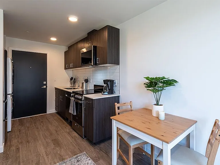 Sienna Apartments — Photo 13