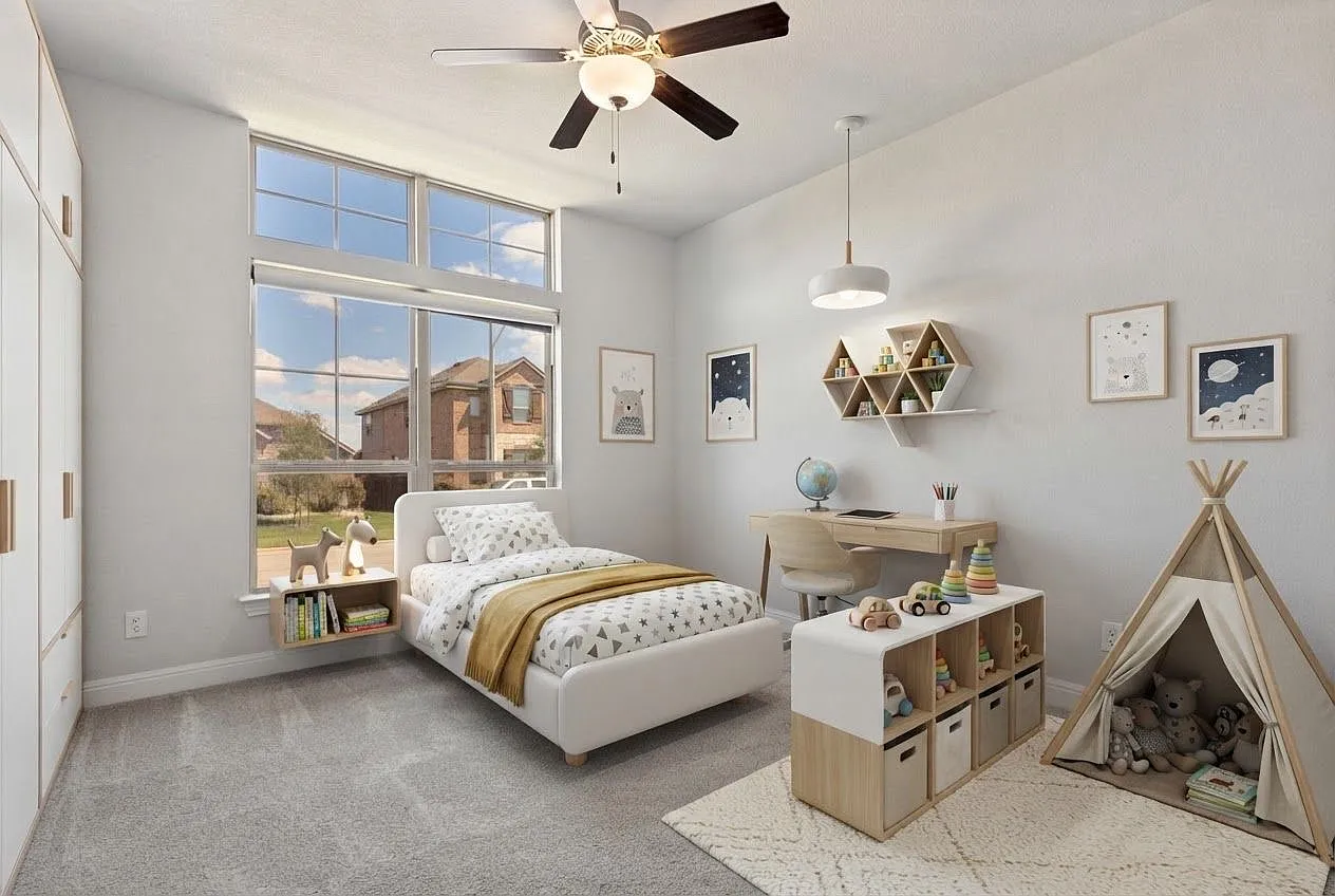 3 bed, 2483 sqft, $2,545 — Photo 3
