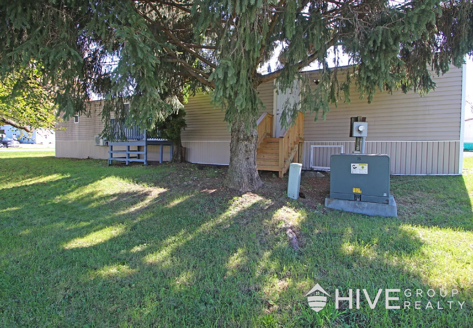 3 bed, 2.0 bath, $1,550 — Photo 3