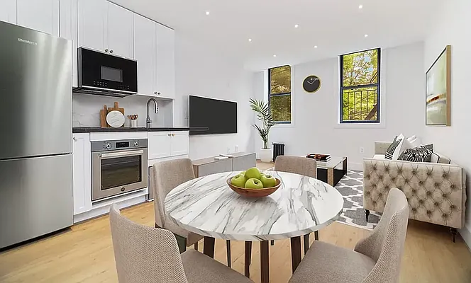 Rented by REAL New York | media 2