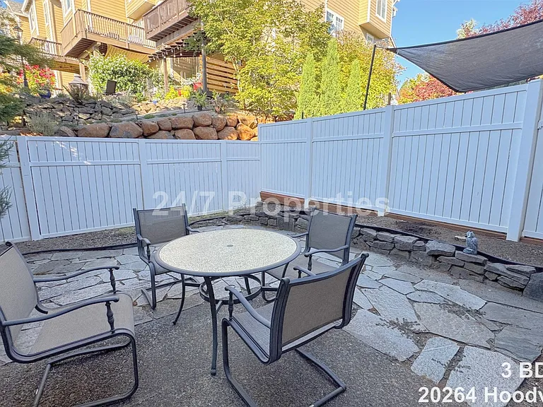 20264 Hoodview Ave — Photo 17