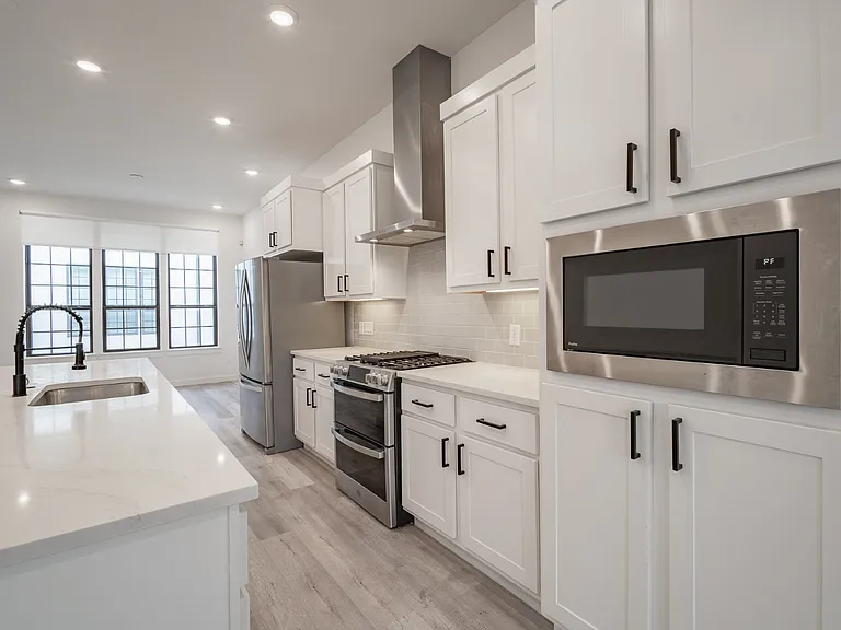4808 San Jacinto St #203 — Photo 4