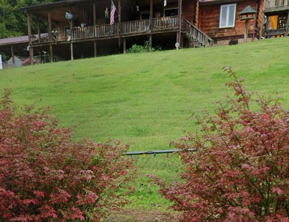 1st image of 840 Cane Creek Rd