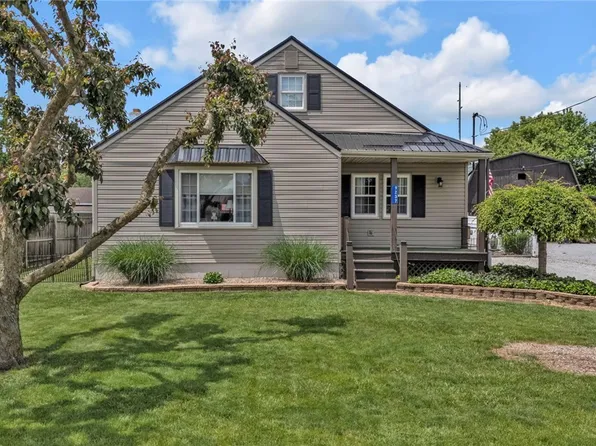 9237 Oak Ave SE, East Sparta, OH 44626