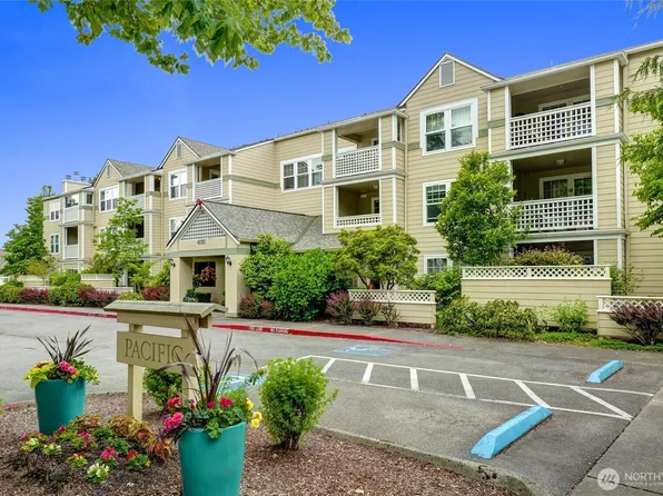4133 224 Lane SE #209, Issaquah, WA 98029