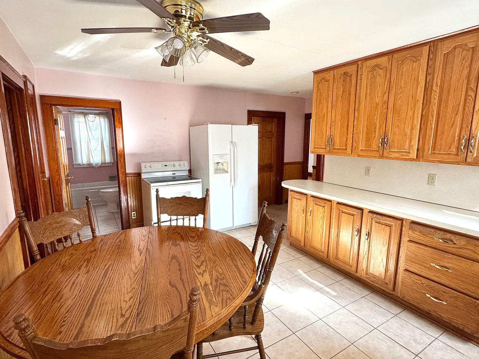 2 bed, 1032 sqft, $2,100 — Photo 3