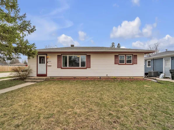 3052 93rd STREET, Sturtevant, WI 53177