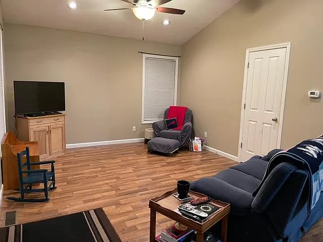 22164 Water St — Photo 3