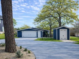 106 Blackfoot Trl, Lake Kiowa, TX 76240