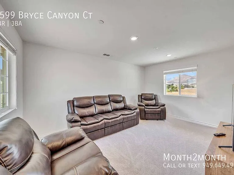 6599 Bryce Canyon Ct — Photo 24